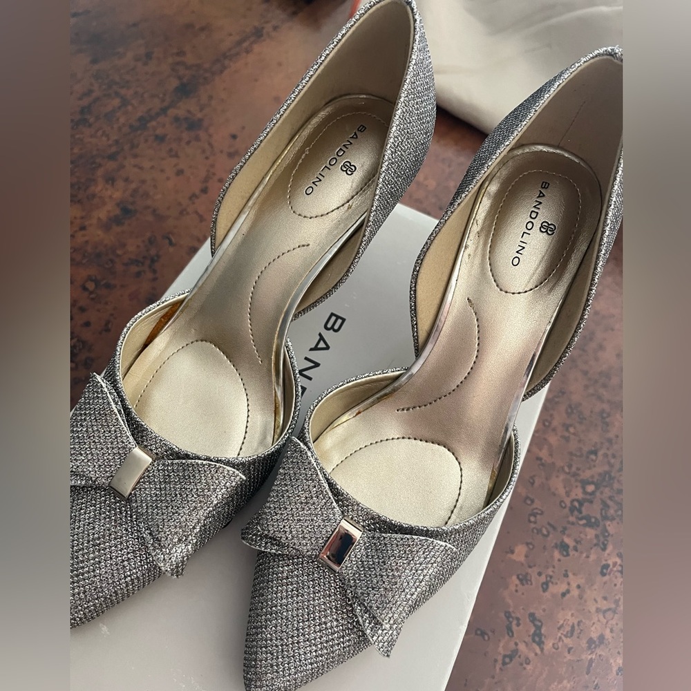 Bandolino Silver Bow Heel